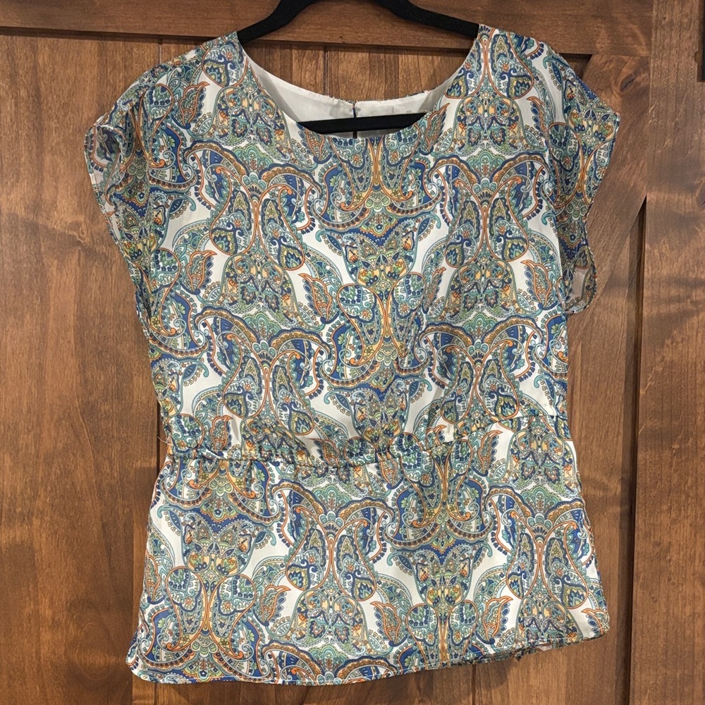 Banana Republic cinched waist paisley blouse